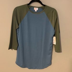 LuLaRoe New Randy T Size Small